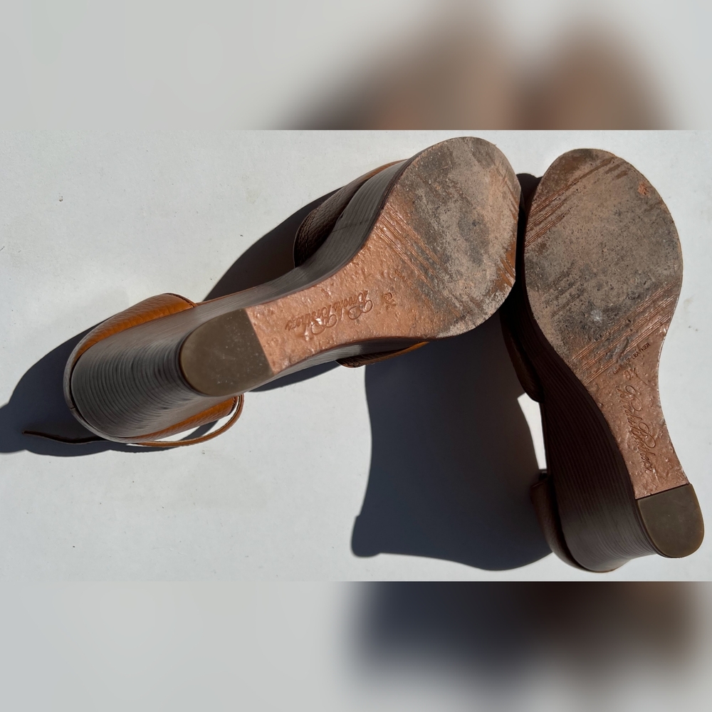 Brooks Brothers Tan Leather Wedge Sandals - Picture 6 of 6